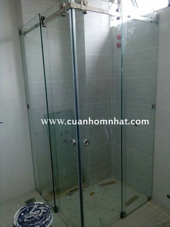 Cửa lùa vuông gôc phòng tắm kính Cửa lùa vuông gôc phòng tắm kính
